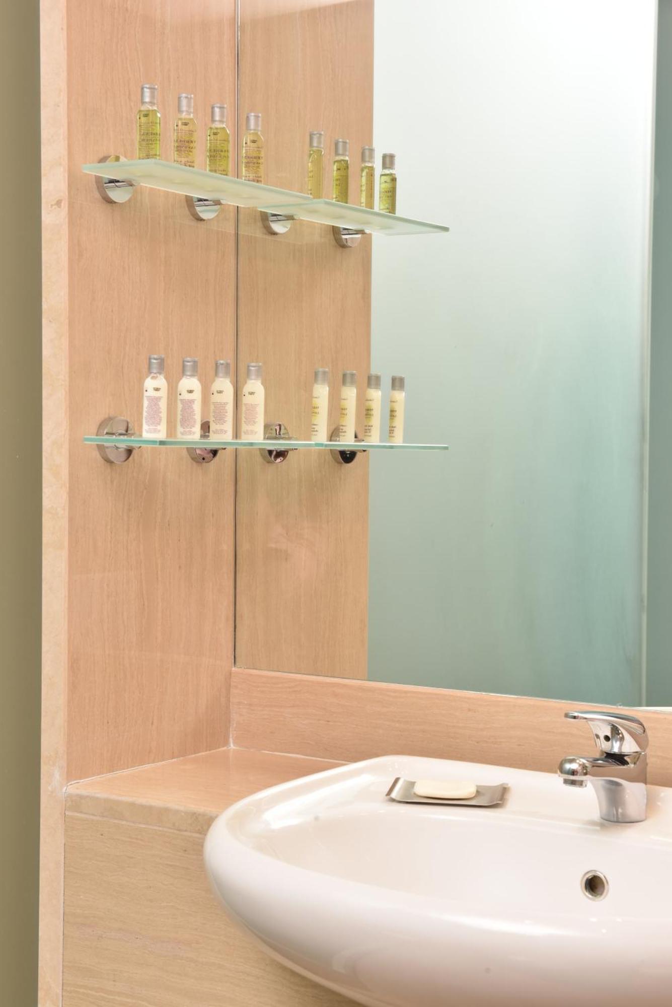 Hotel Doubletree By Hilton Lingotto 4*